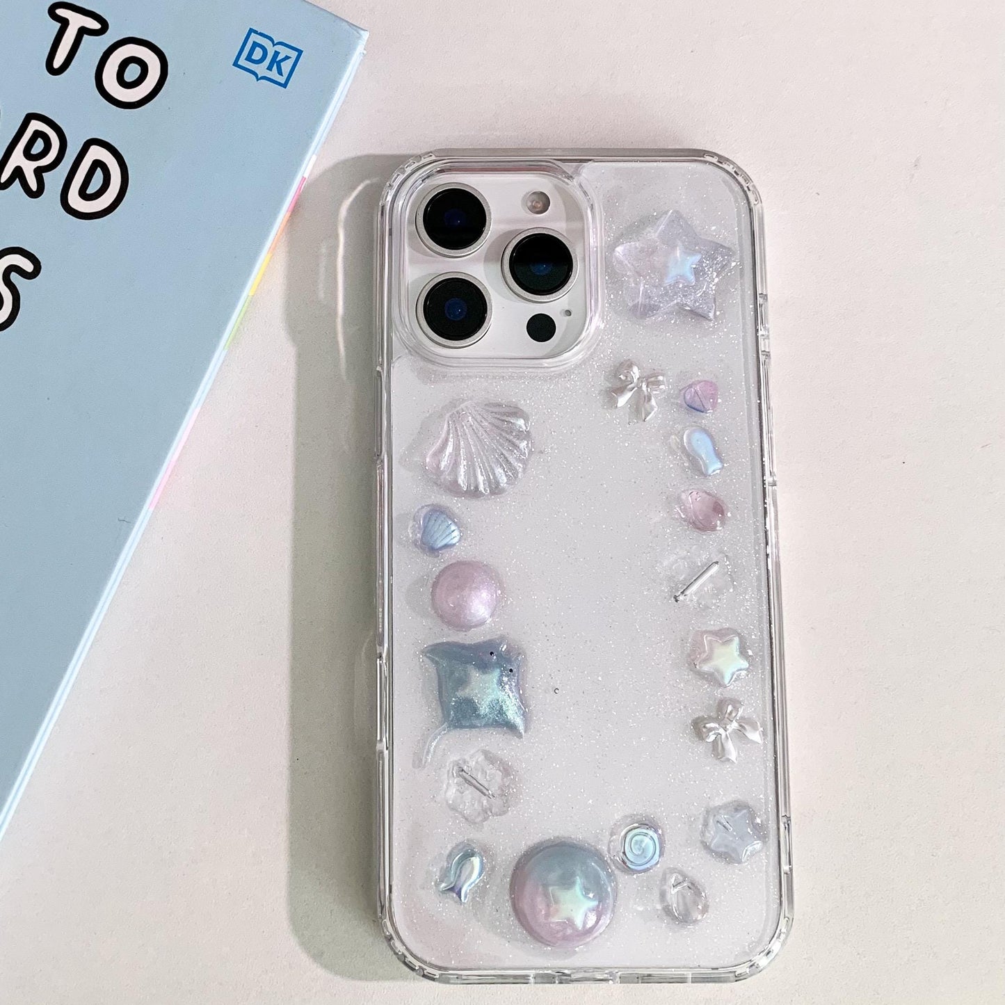 Pastel ocean Glimmer with ray phone case
